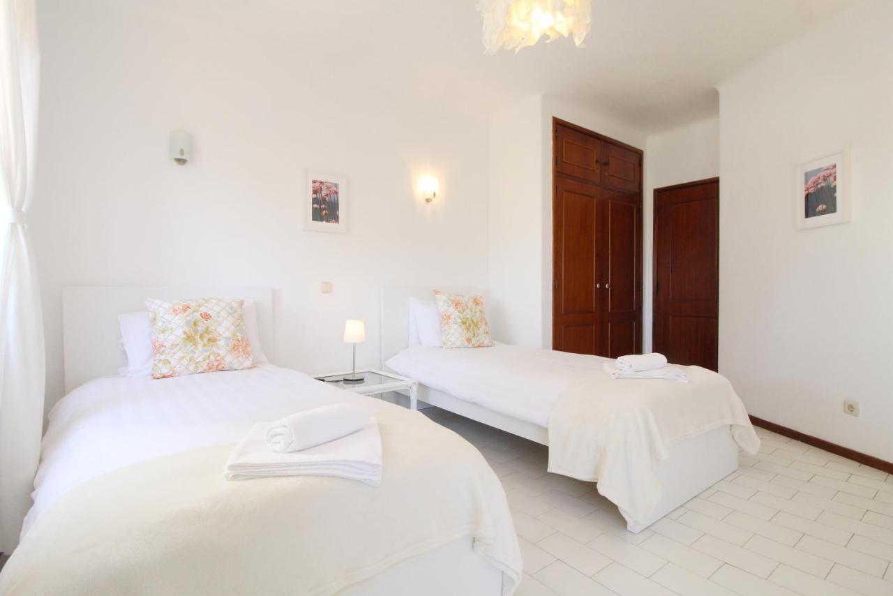 T3 Holiday Cottage Near The Beach | C225 Porches  Buitenkant foto